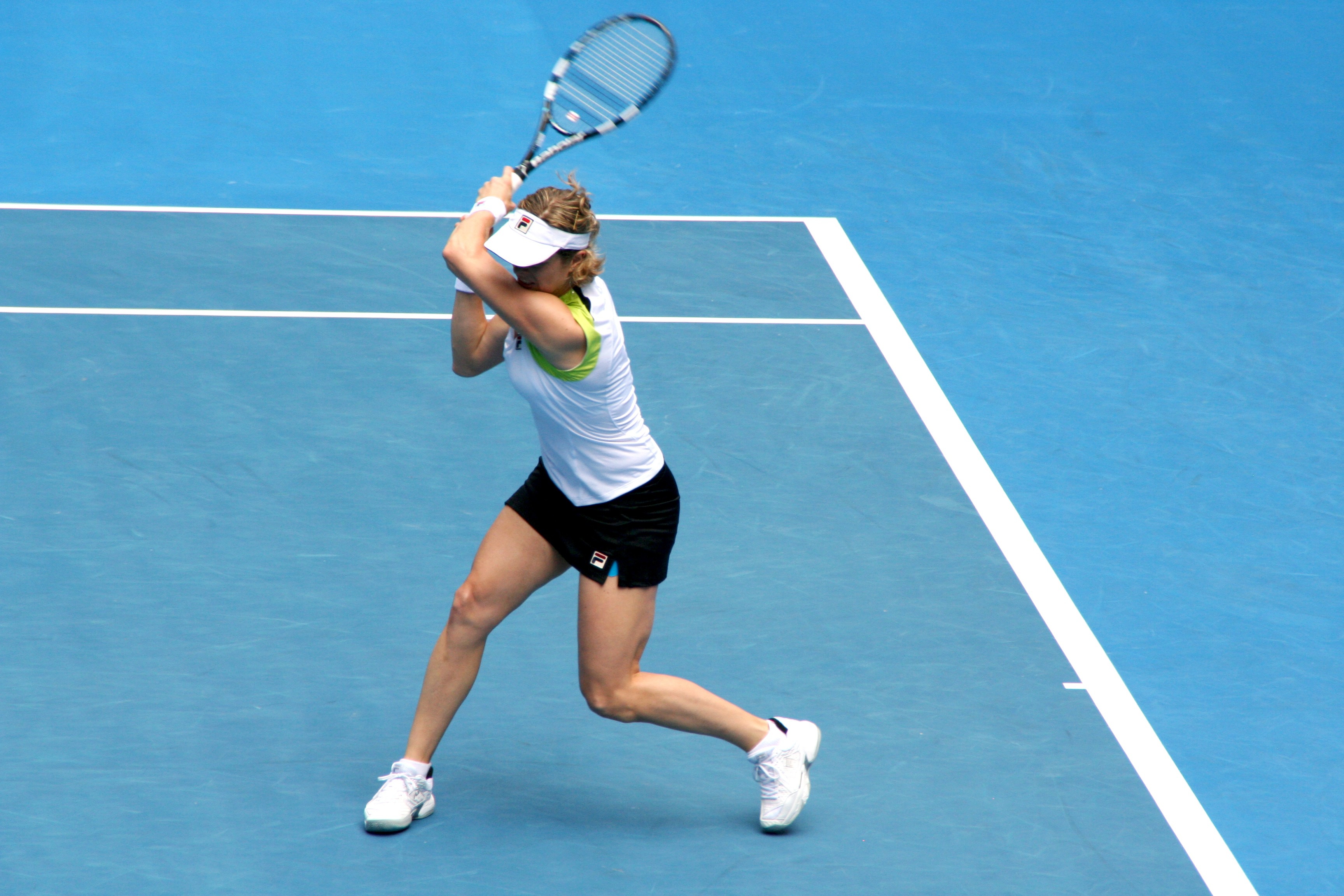 Tennis stringing